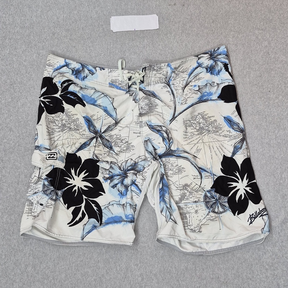 Billabong Men Shorts 44 White Cargo Swimwear Floral Microfiber Board Shorts Y2K
